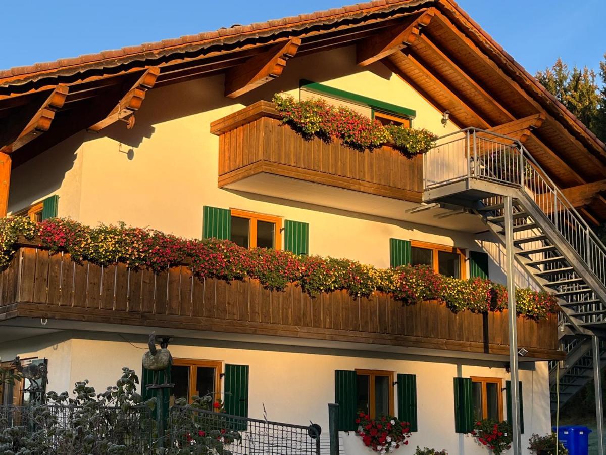 Ferienhaus Am Wald Apartment Friesenried Exterior photo